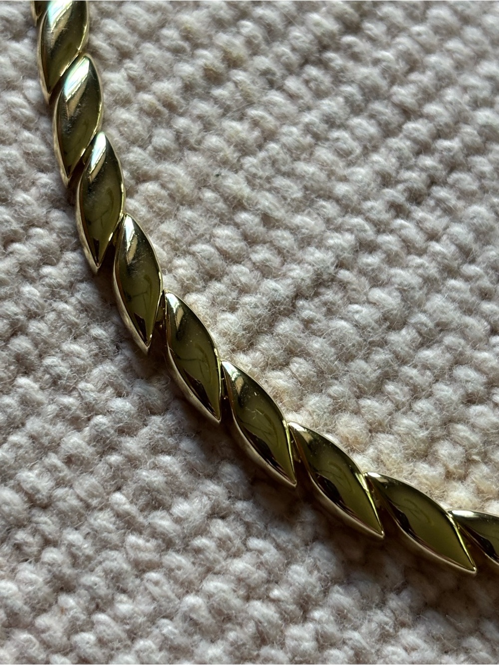 Twisted Link Bracelet 18k Gold Plated 🌺